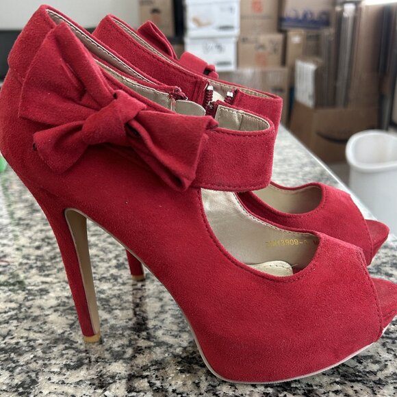 Women's Stiletto Red Suede Heels - Picture 1 of 15